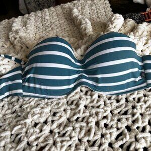 La Vie en Rose Striped Push Up Bikini NWOT